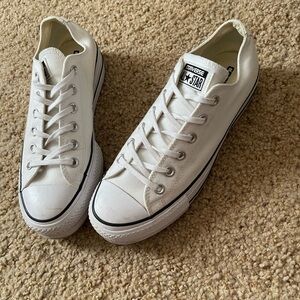 Platform converse